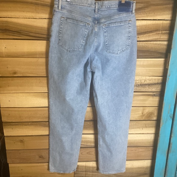 NWOT Abercrombie & Fitch 90s Straight Ultra High Rise jeans size 32/14 Long - Picture 5 of 10